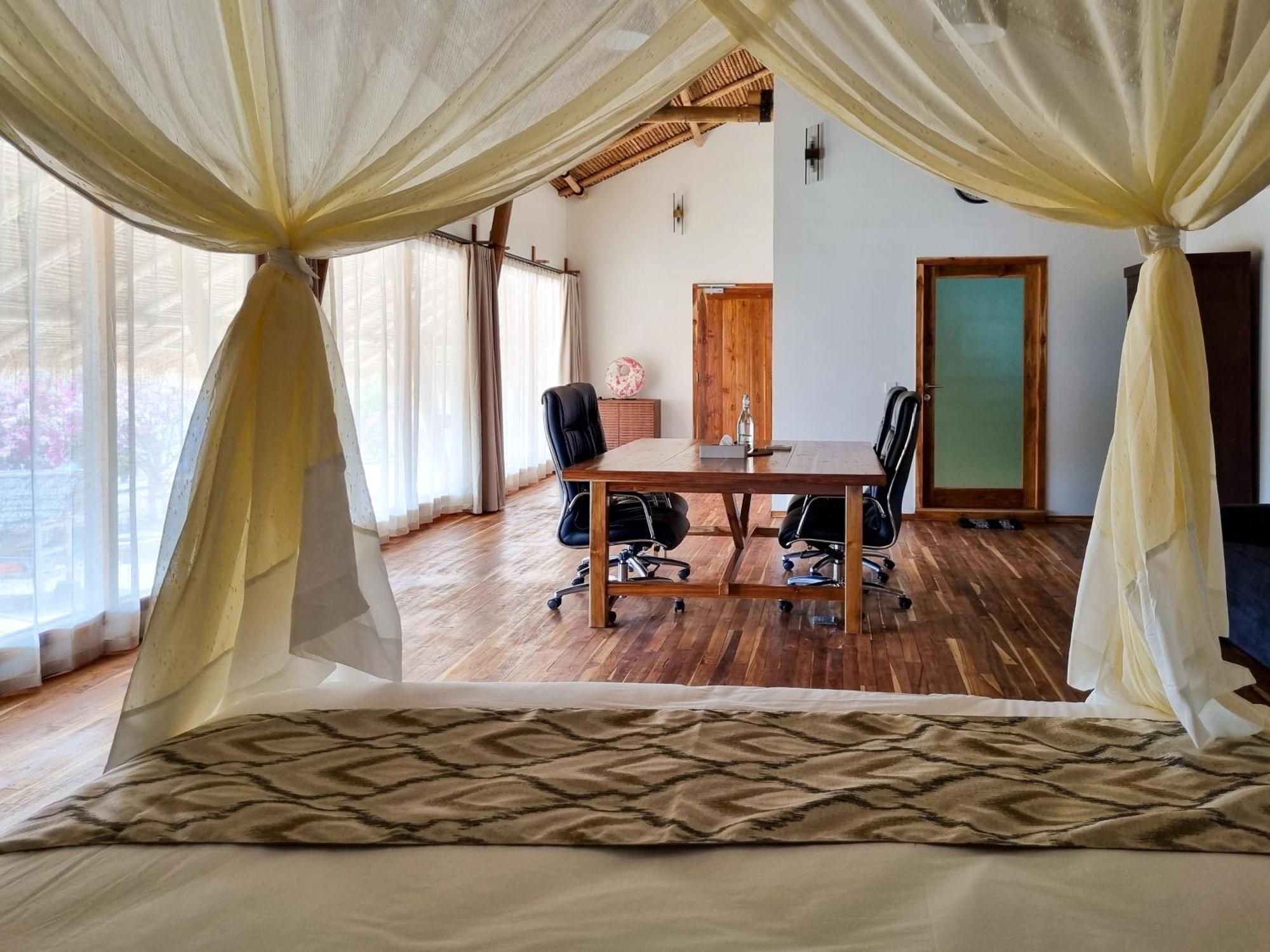 Komodo Resort Sebayur Екстериор снимка