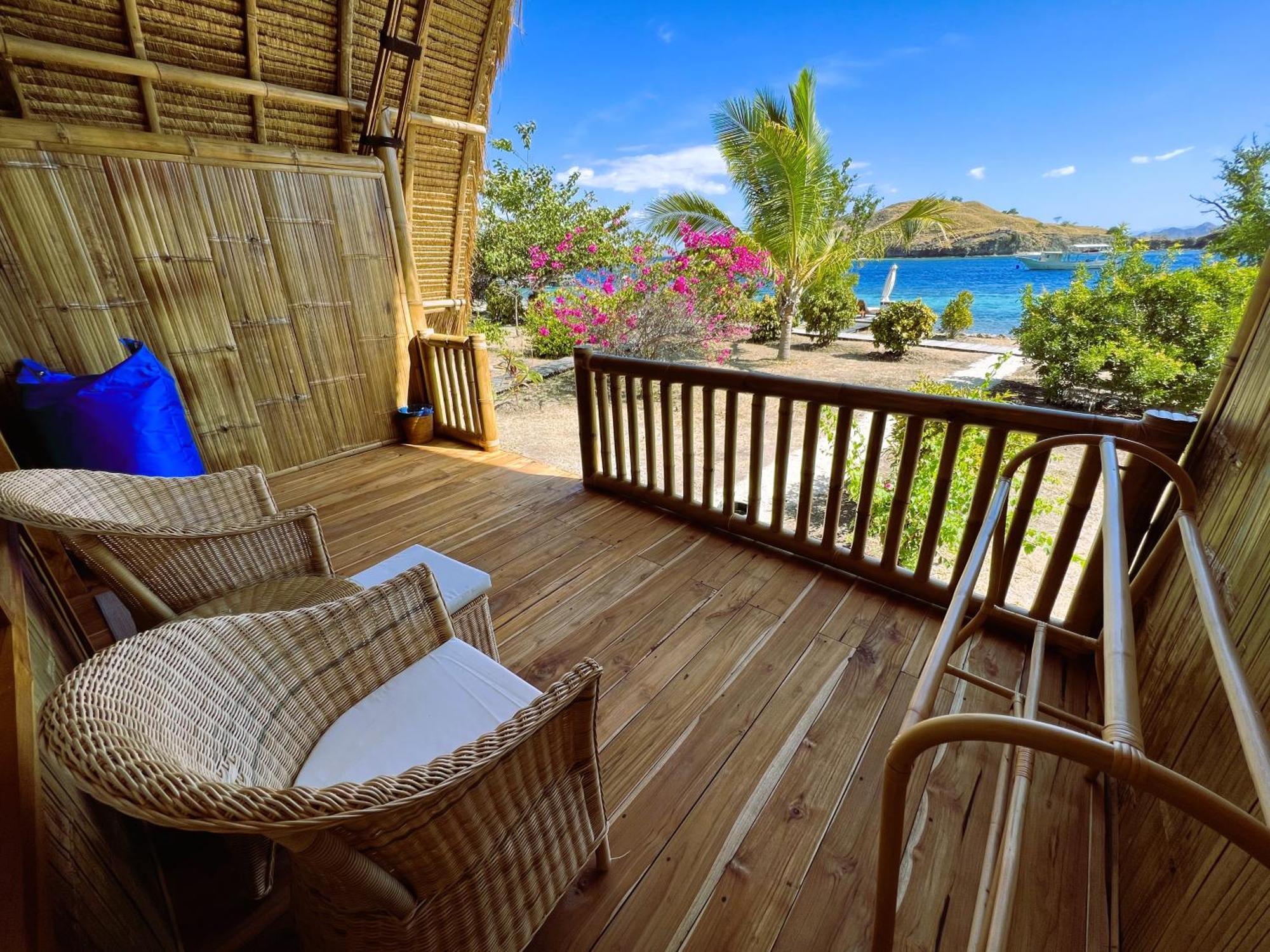 Komodo Resort Sebayur Екстериор снимка