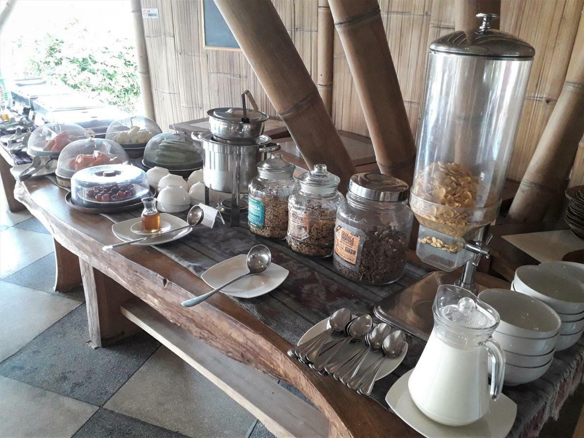 Komodo Resort Sebayur Екстериор снимка