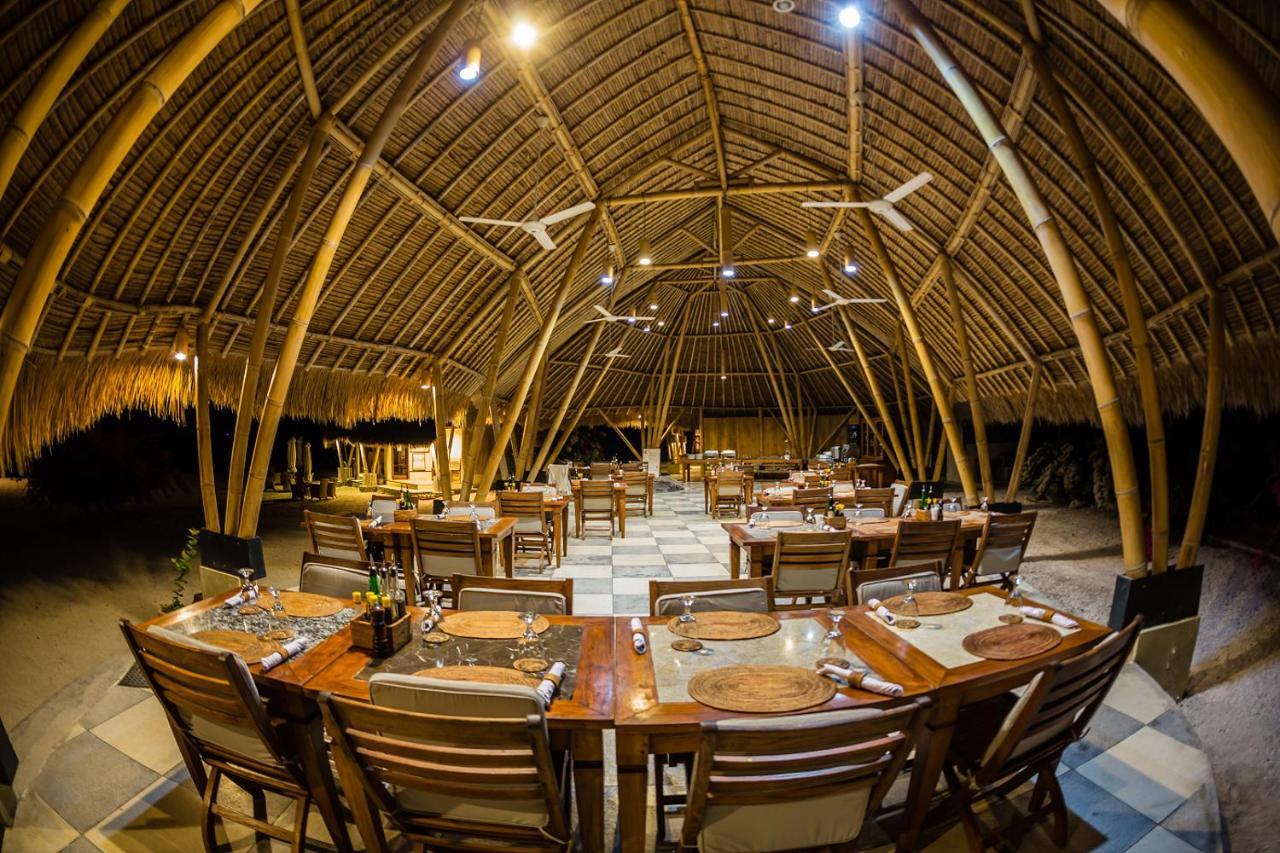 Komodo Resort Sebayur Екстериор снимка