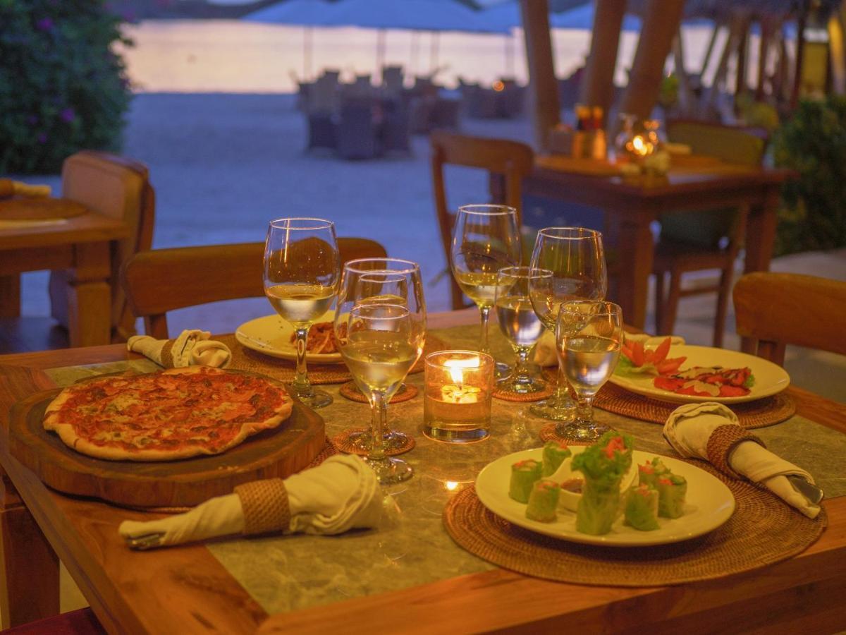 Komodo Resort Sebayur Екстериор снимка
